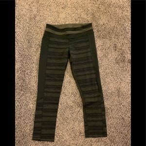 Lululemon Cropped Legging